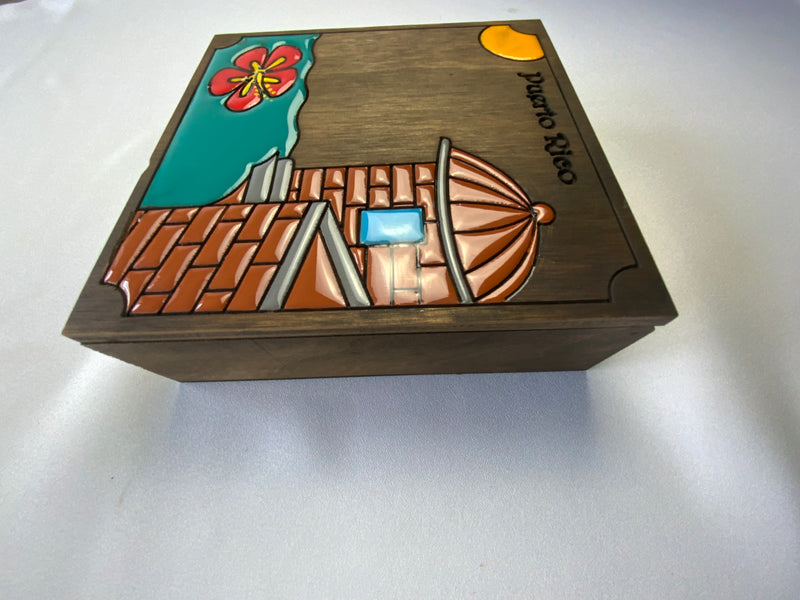 Puerto Rican wood Box from San Juan (medium)